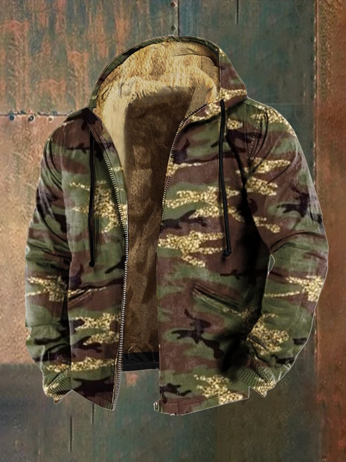 Men's Retro Camouflage Print Fleece Jacket