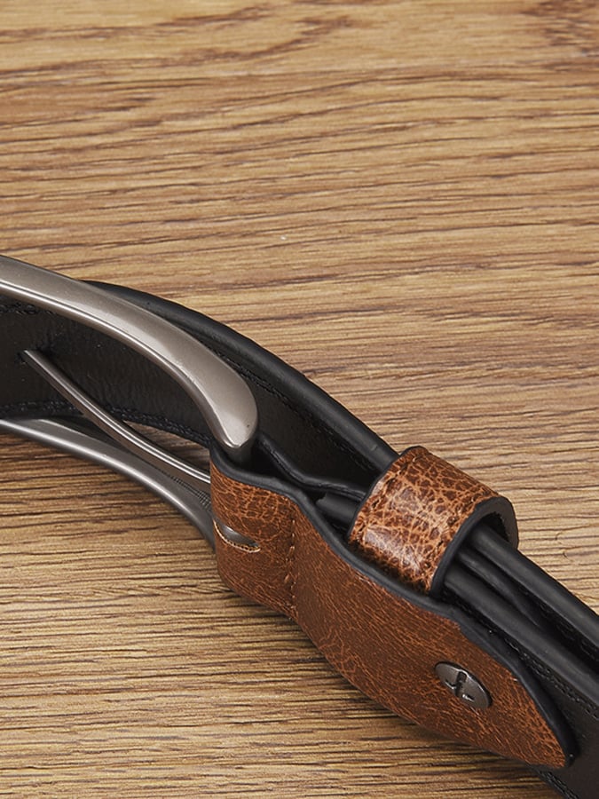 Men's Vintage Outdoor Distressed Leather Belt