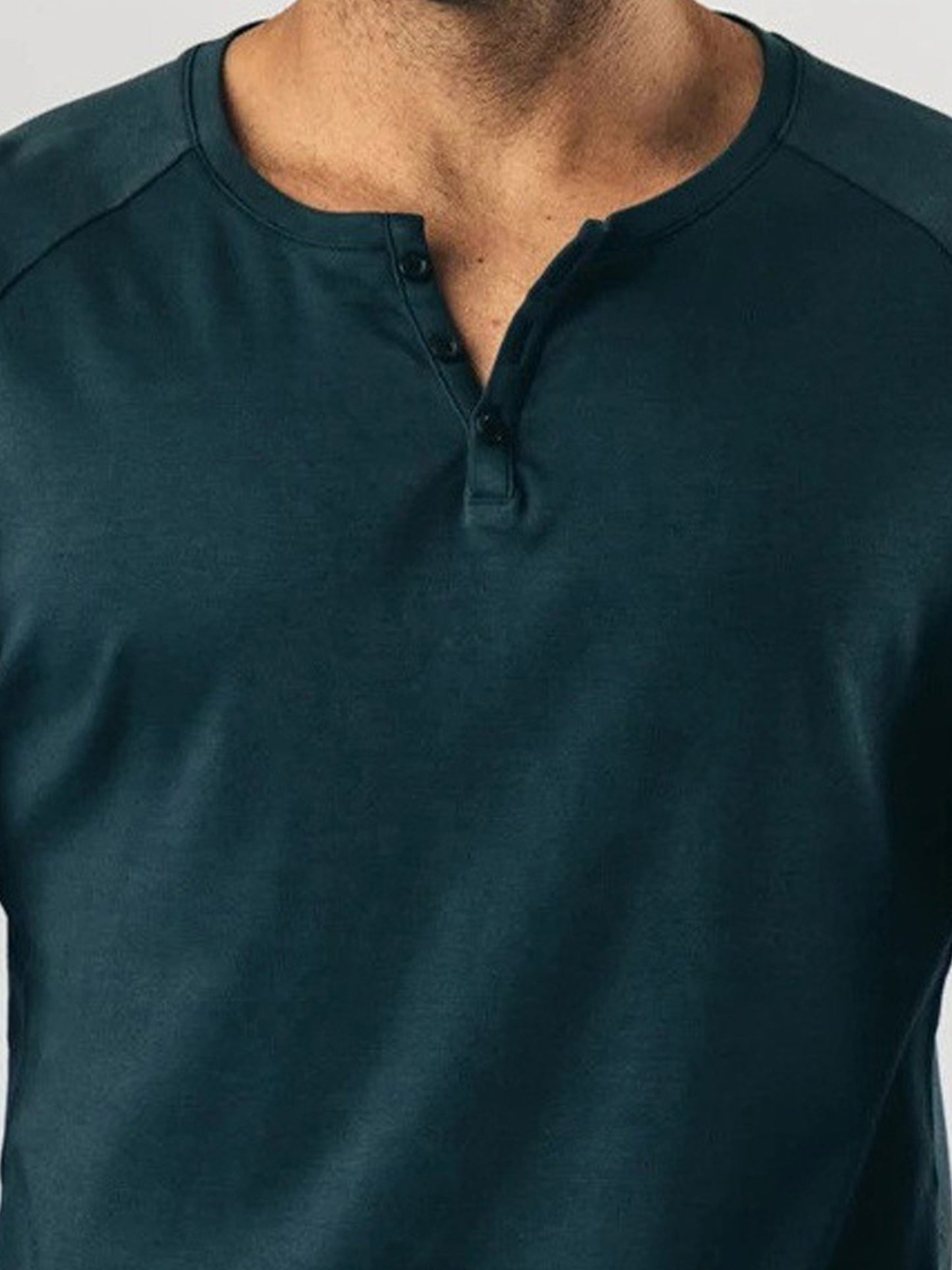 Men's Casual and Comfortable Henley Long-Sleeved T-Shirt