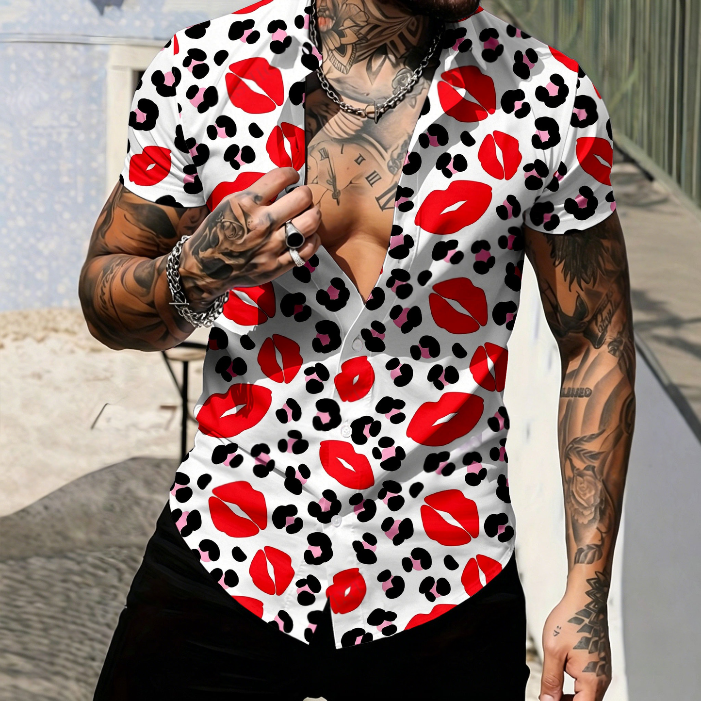 Men's Casual Short-Sleeve Shirt With Red Lips And Leopard Print