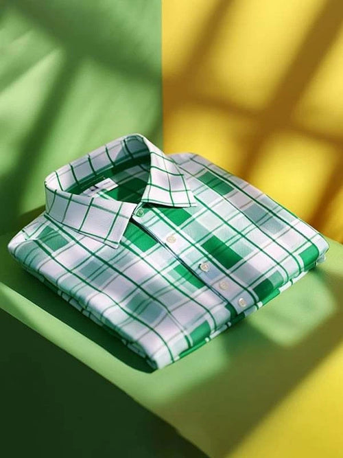 Men's Business Plaid Logo Lapel Short Sleeve Shirt