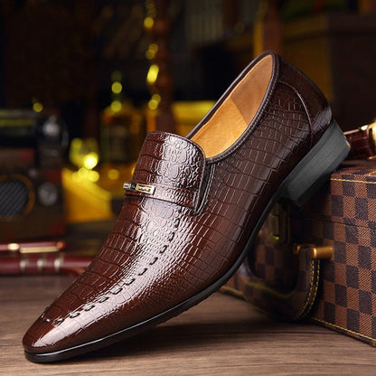 Men's Comfortable British Business Wedding Casual Imitation    Embossed Leather Shoes