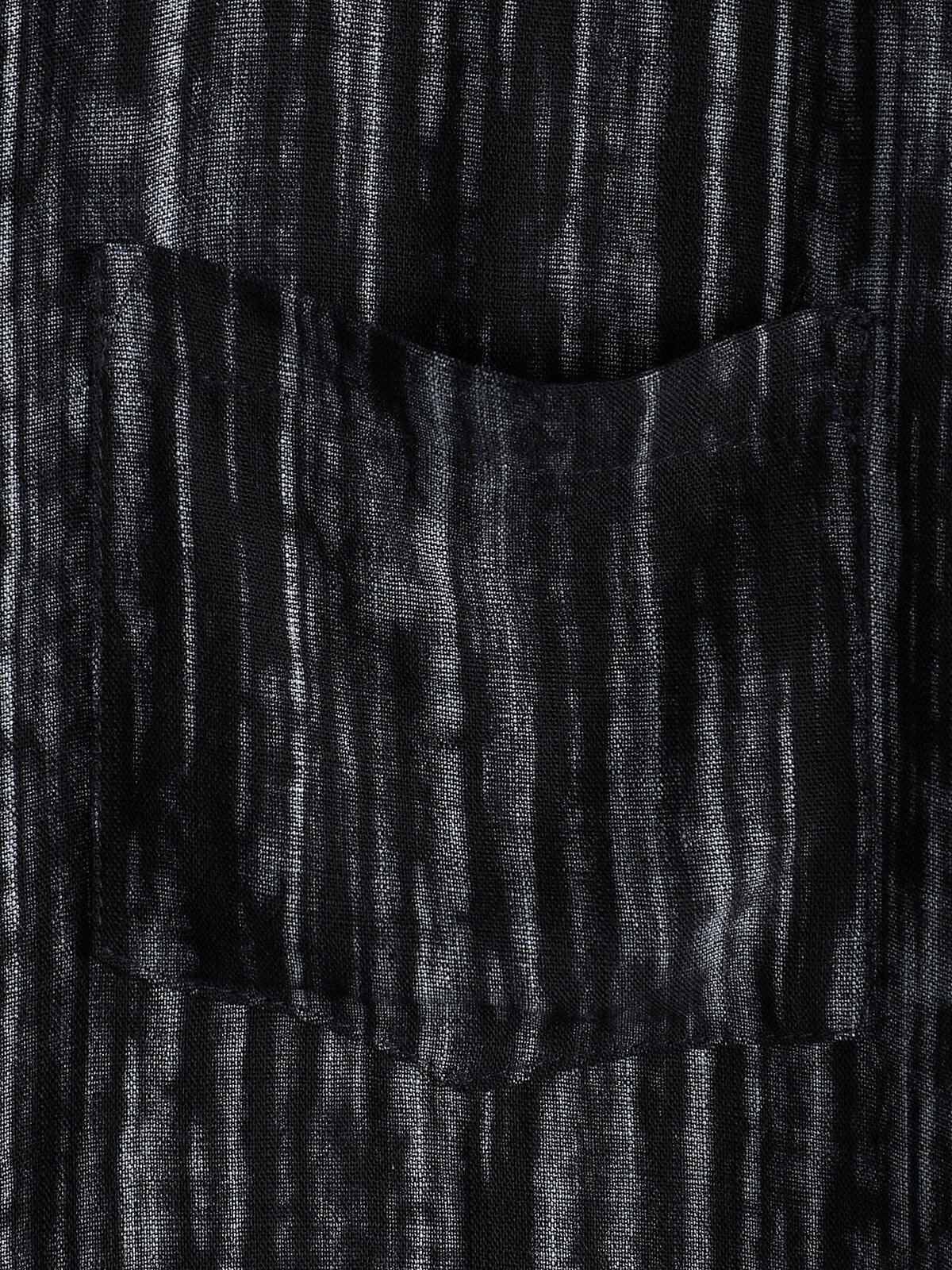Men's Breathable Short Sleeve Pocket Black Striped Shirt