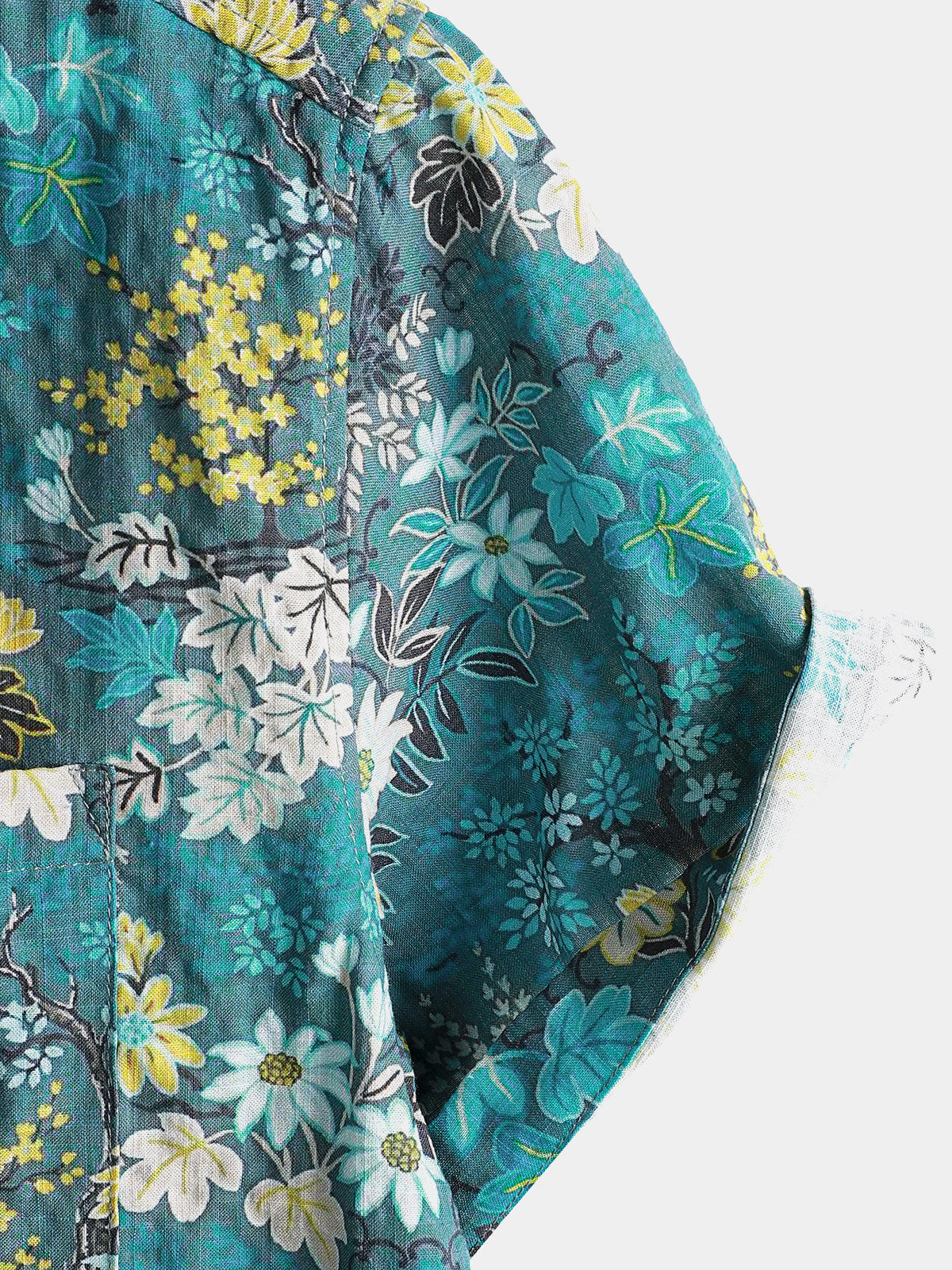 Men's Hawaiian Tropical White Yellow Floral Print Chest Pocket Short Sleeve Shirt