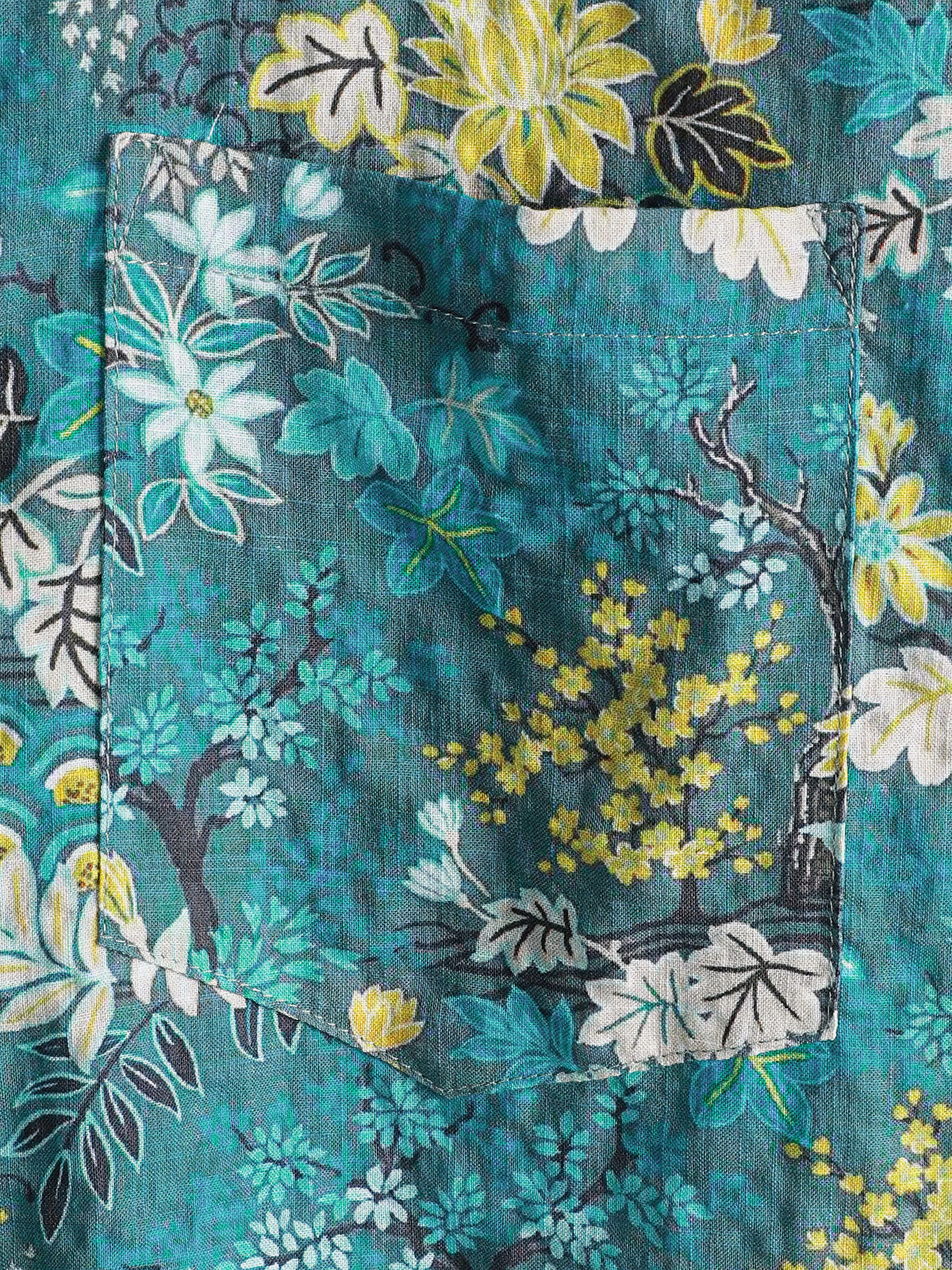 Men's Hawaiian Tropical White Yellow Floral Print Chest Pocket Short Sleeve Shirt
