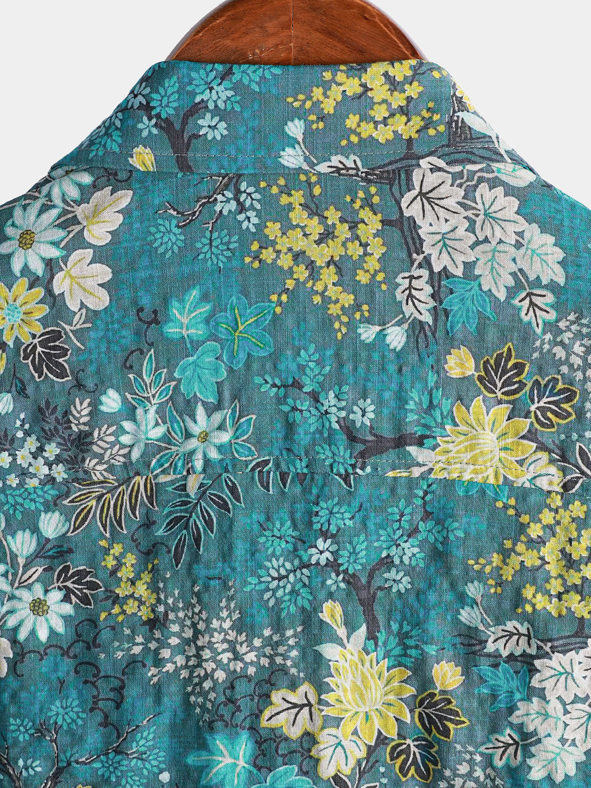 Men's Hawaiian Tropical White Yellow Floral Print Chest Pocket Short Sleeve Shirt