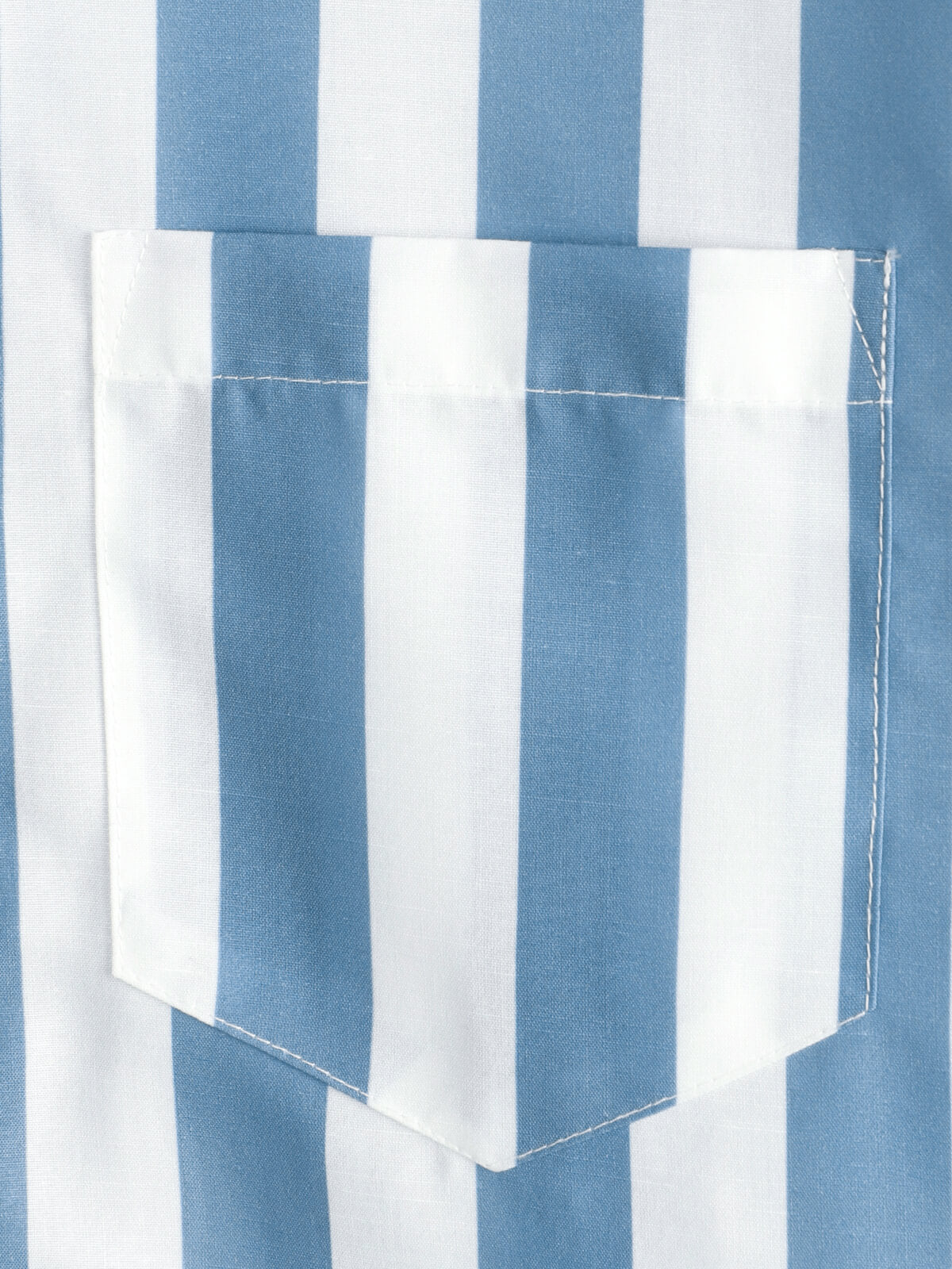 Men's Blue and White Striped Casual Pocket Summer Button Up Short Sleeve Shirt