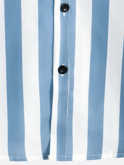 Men's Blue and White Striped Casual Pocket Summer Button Up Short Sleeve Shirt