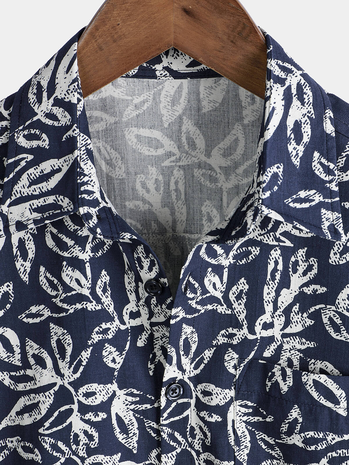 Men's Tropical Foliage Pattern Breathable Cotton Summer Holiday Resort Shirt