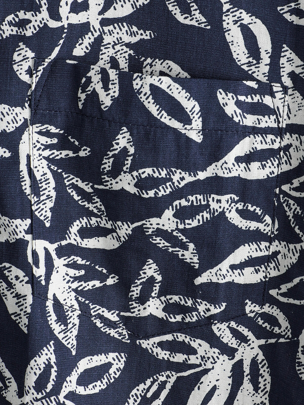 Men's Tropical Foliage Pattern Breathable Cotton Summer Holiday Resort Shirt