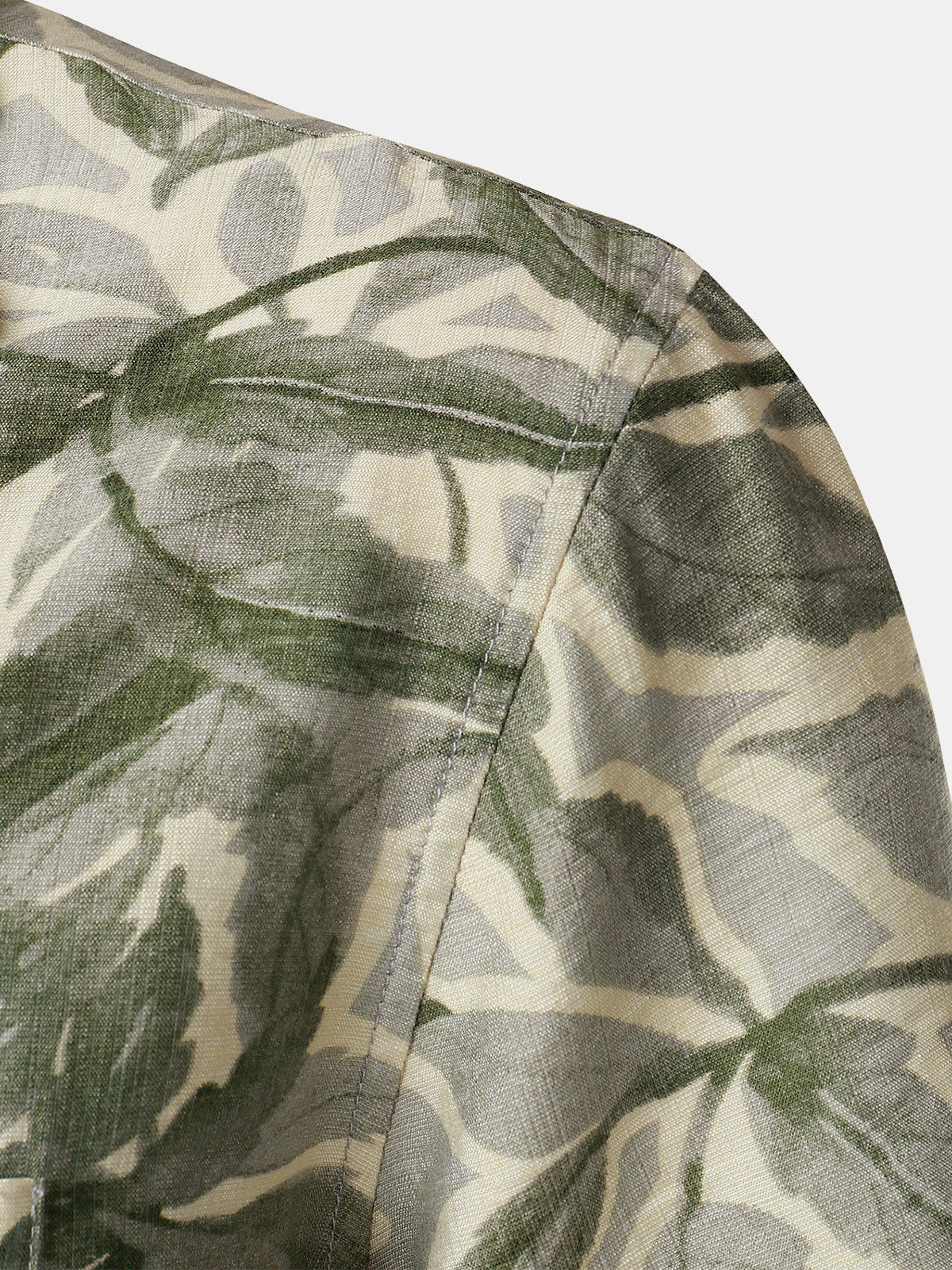 Men's Green Tropical Print Pocket Resort Short Sleeve Shirt