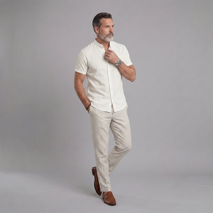 Men's Short-Sleeve Shirt with Stand-Up Collar: Lightweight, Breathable, and Textured