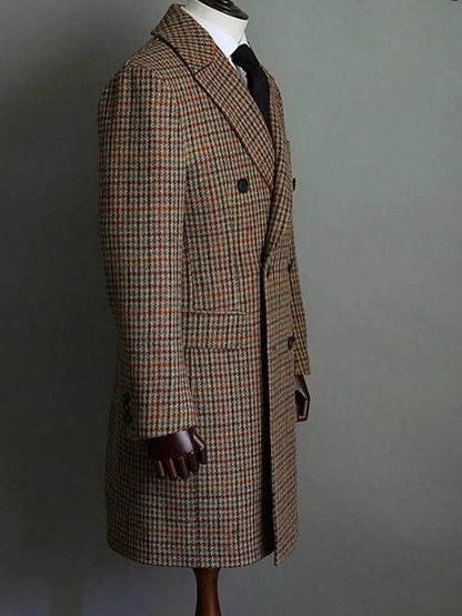 Classic Pointed Lapel Double-Breasted Slim Fit Wool Coat