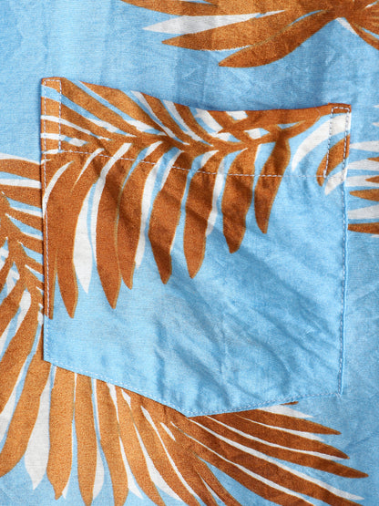Men's Blue Tropical Leaves Print Pocket Short Sleeve Shirt