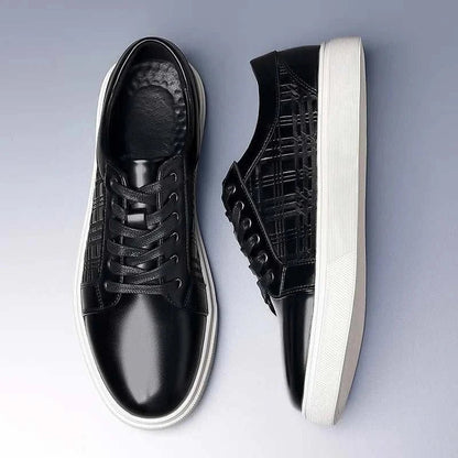 Intense blue casual shoes