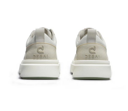 Lightweight casual fit shoes