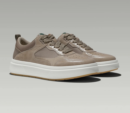 Lightweight casual fit shoes